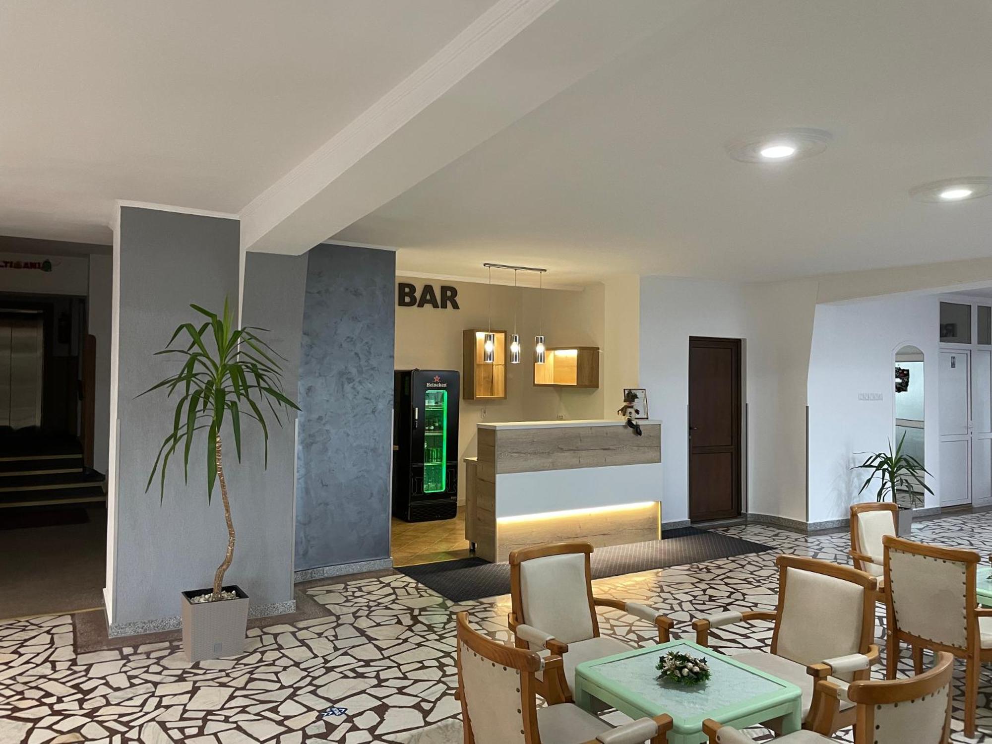 Hotel Hefaistos - Sovata Bagian luar foto