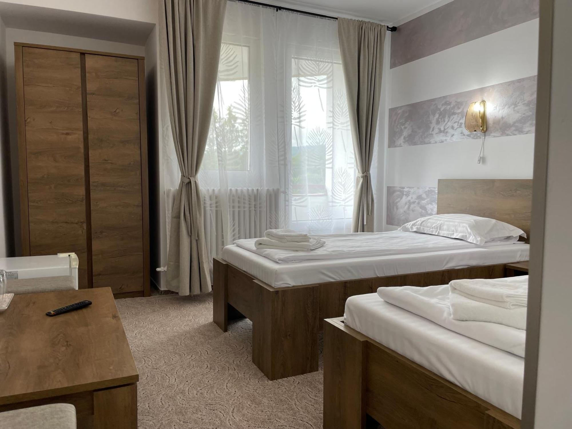 Hotel Hefaistos - Sovata Bagian luar foto